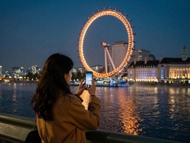 Photography Night Tours in London: Capture the City Lights as a Girl