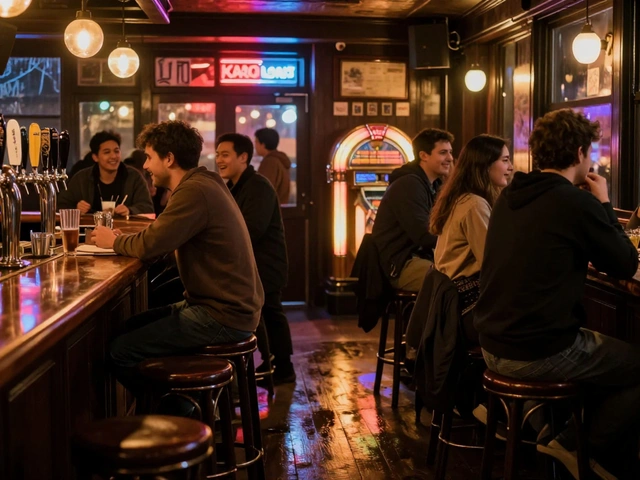 How to Plan a Multi-Neighborhood Night in Central London